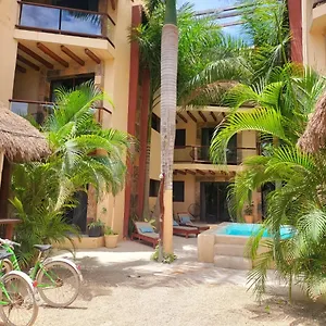 2* Hotel El Jardín